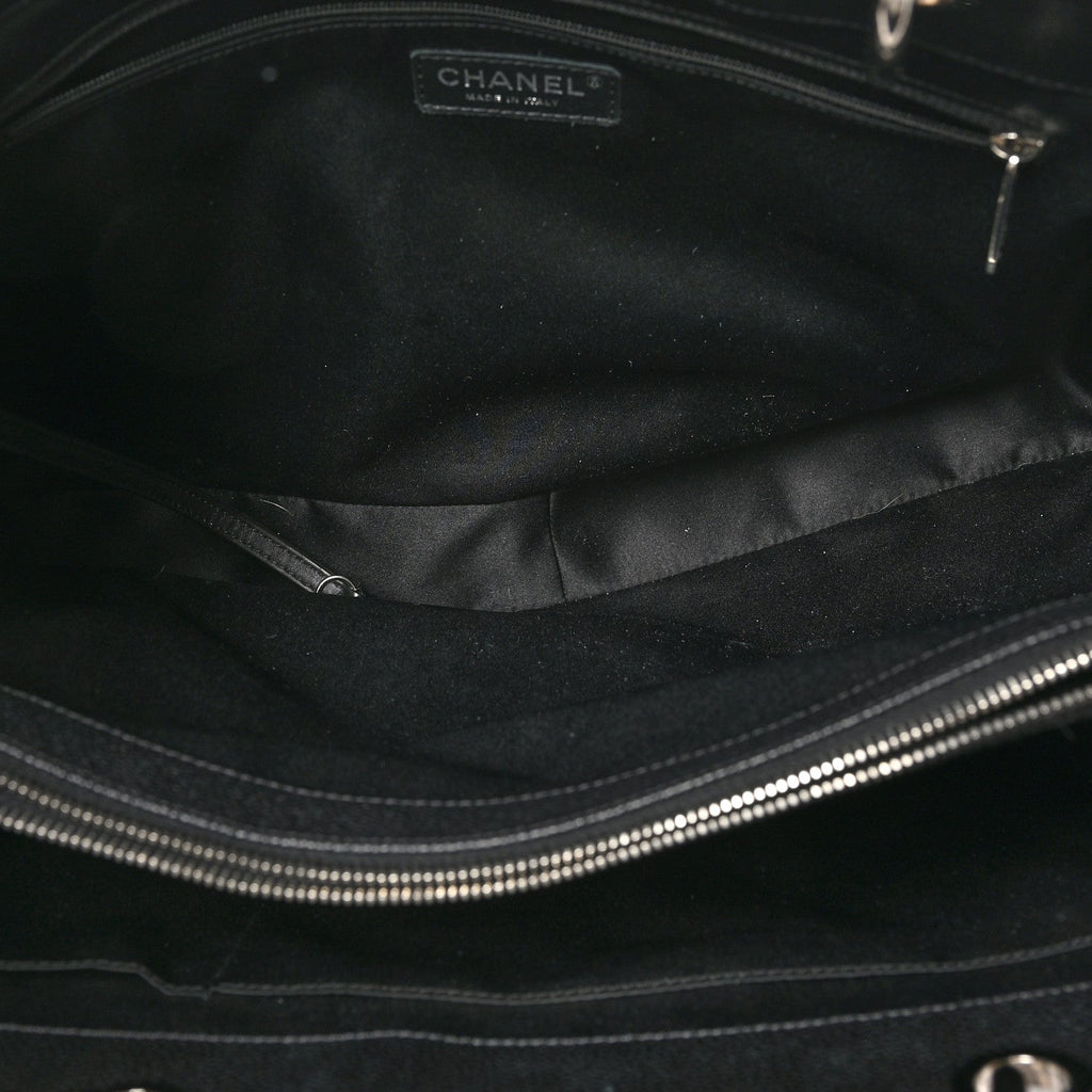 Caviar Quilted XL Grand Shopping Tote GST Black