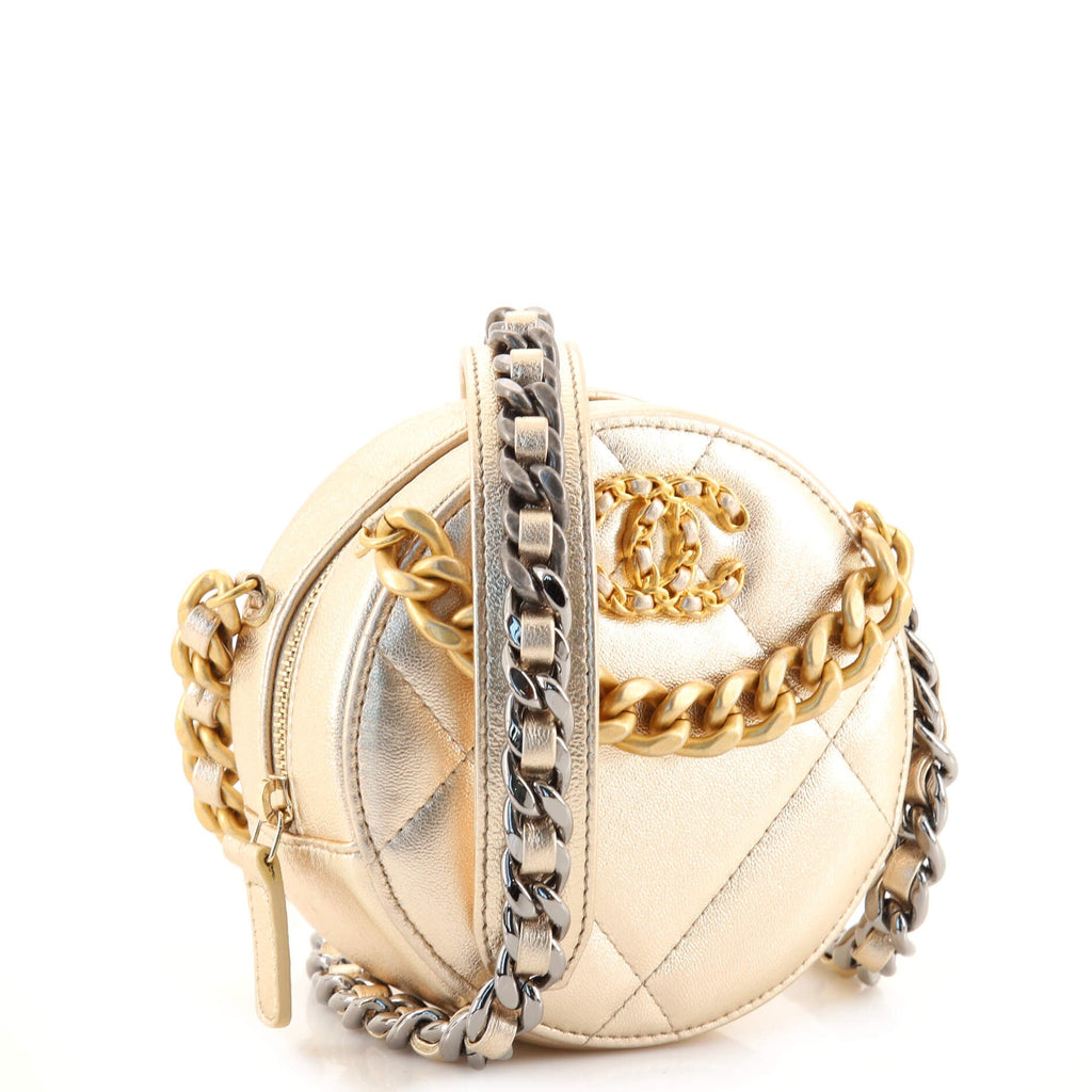 19 Round Clutch with Chain Quilted Lambskin