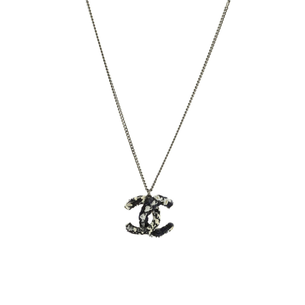 CC Pendant Necklace Metal with Tweed