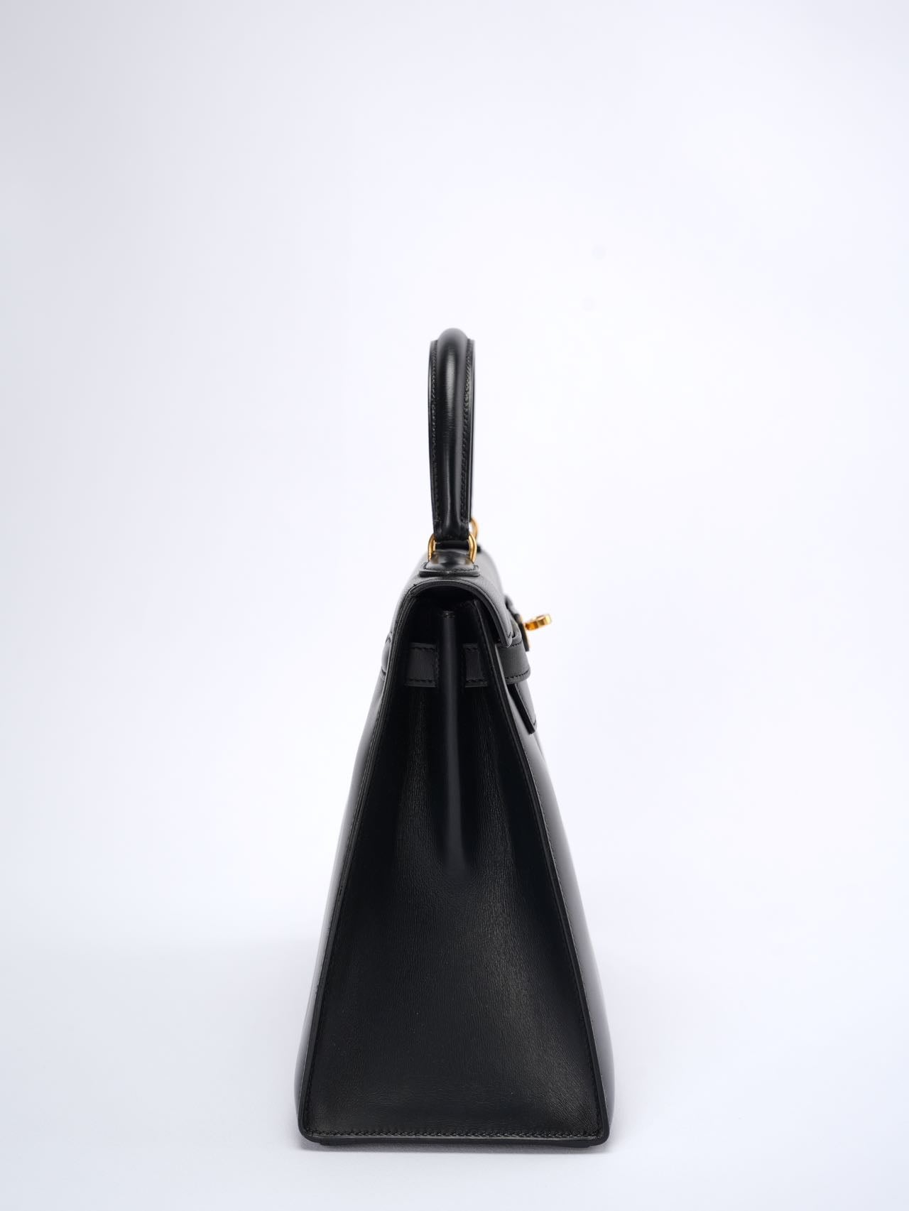 Hermes Vintage Kelly 28 Sellier Bag in Black Calf Box Leather With Gold Hardware