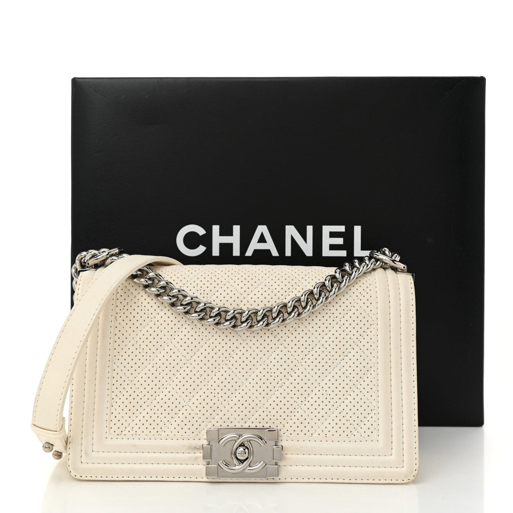 Lambskin Perforated Medium Boy Flap White