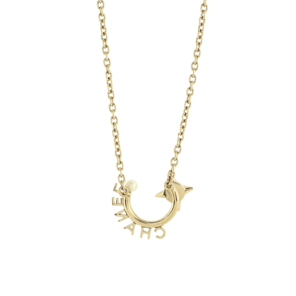 Logo Semicircle Pendant Short Necklace Metal with Faux Pearls