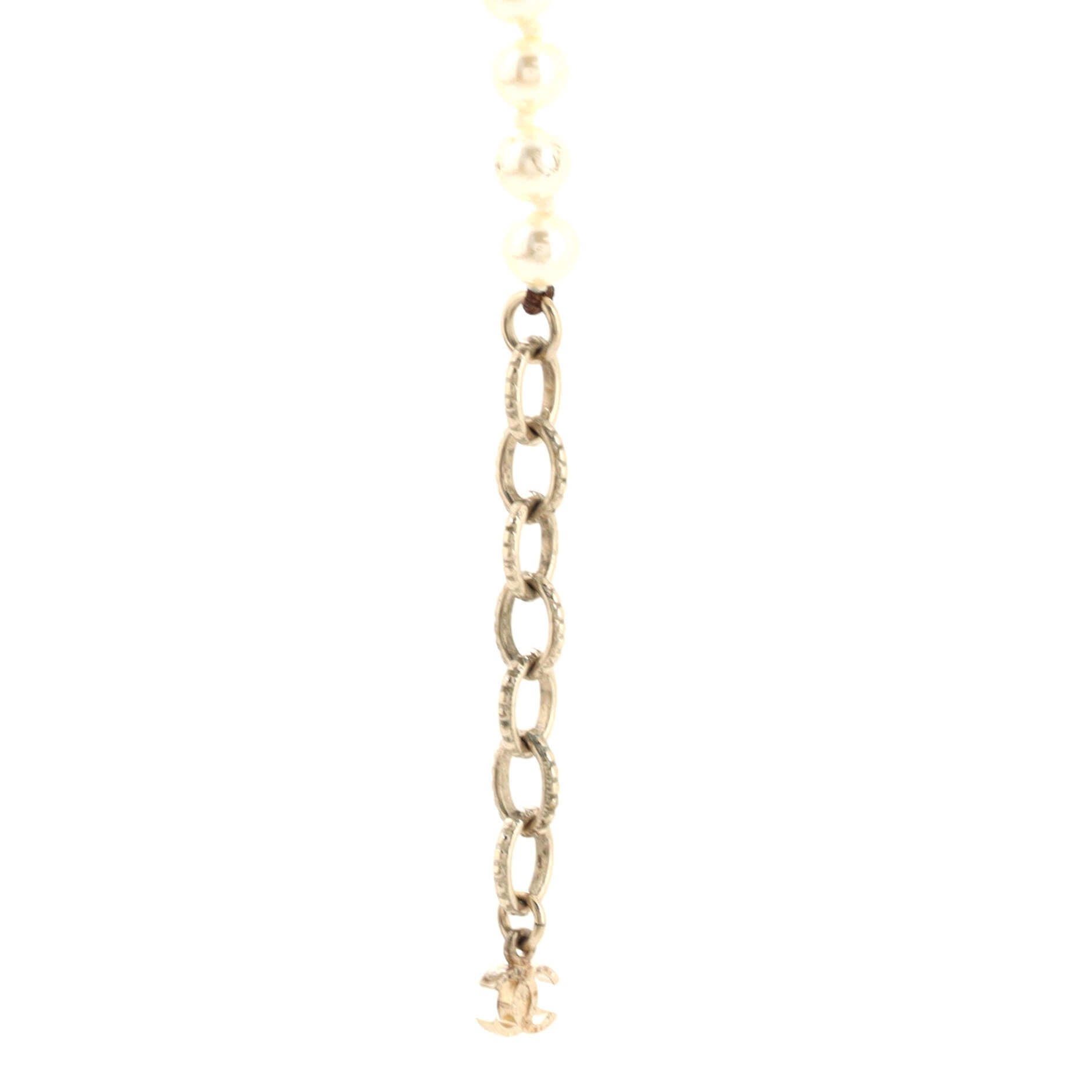 Circle CC Bracelet Metal and Faux Pearls