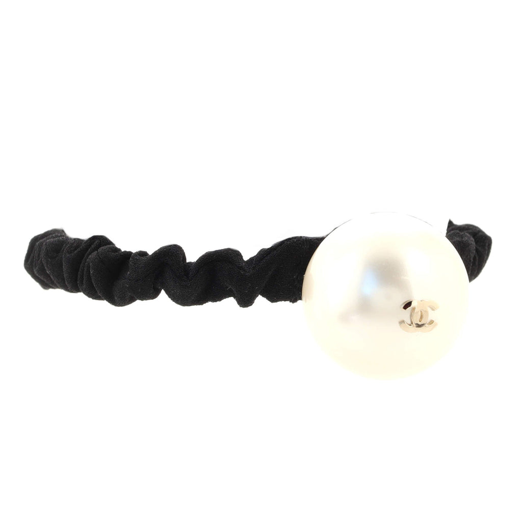 Pearl Hair Tie Fabric