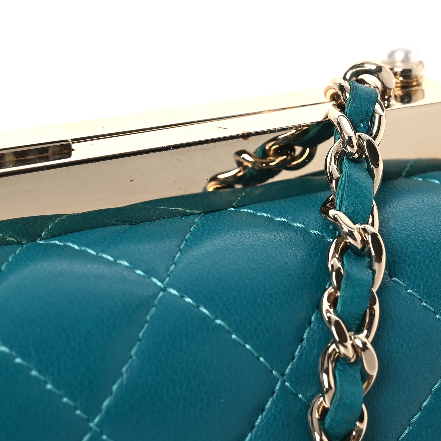 Lambskin Quilted Pearl CC Vanity Case Green