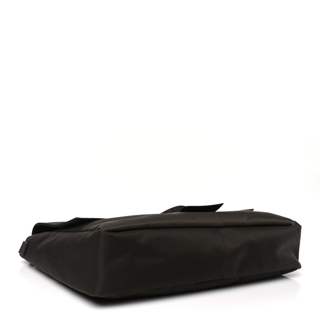 Econyl Nylon Cuoio Romano Monochrome Large Baguette Messenger Bag Ebano