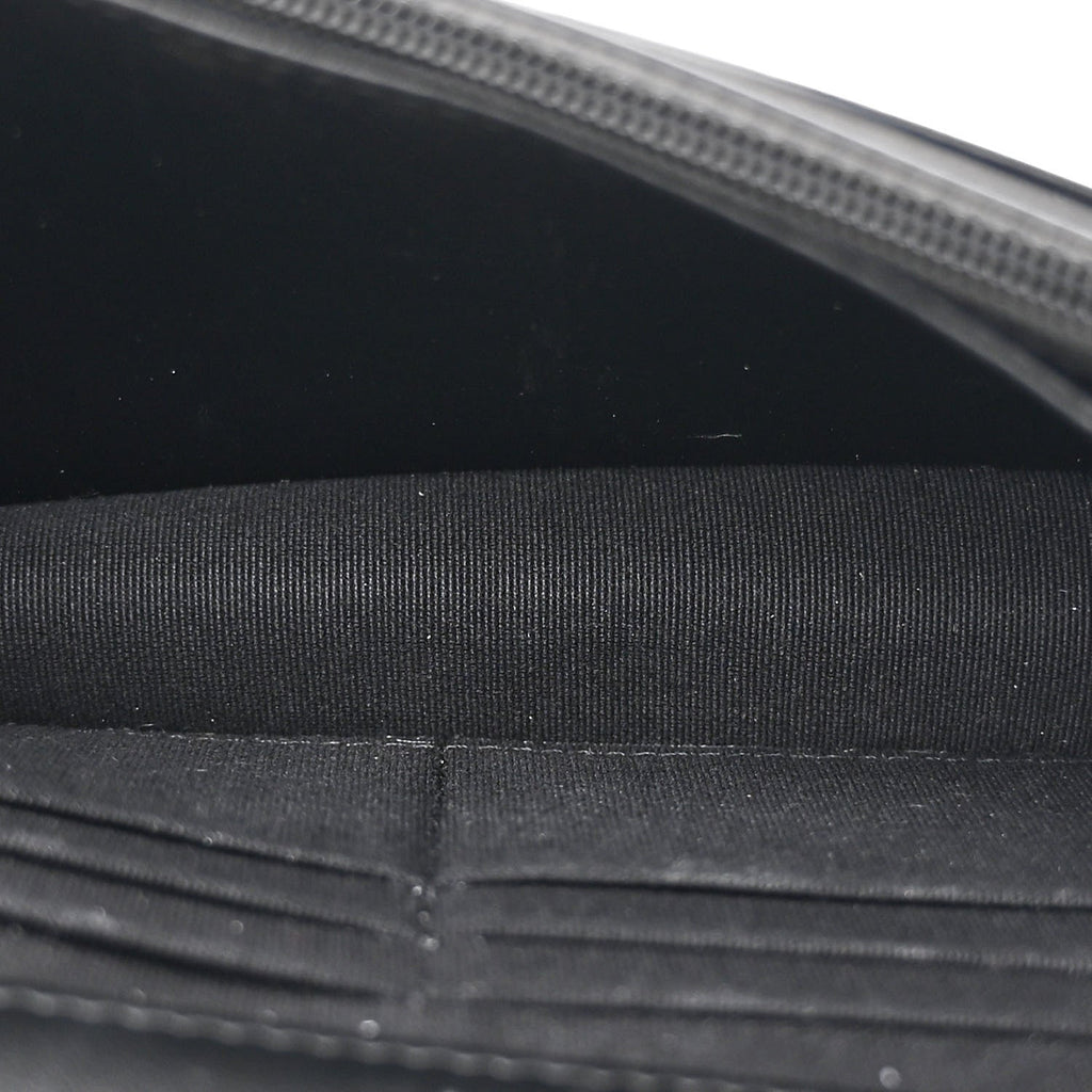 Caviar Quilted Boy Wallet On Chain WOC Black