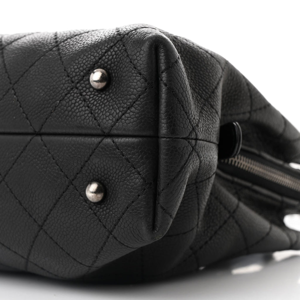 Grained Vegetal Calfskin Small Urban Shopping Tote Black