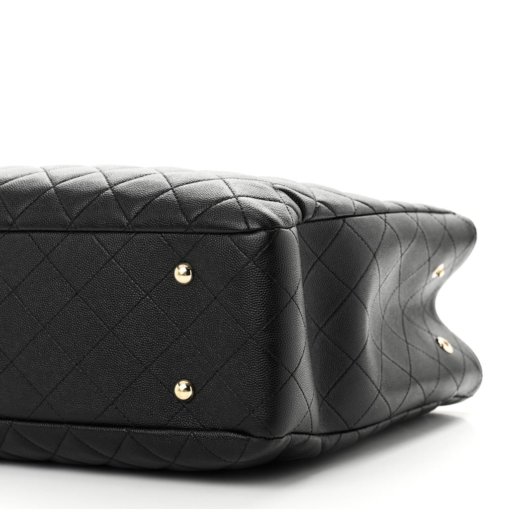 Caviar Quilted Large Shopping Tote Black