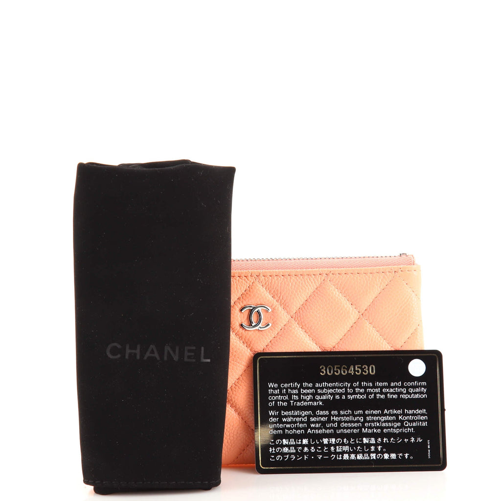 Classic O Case Pouch Quilted Caviar Mini