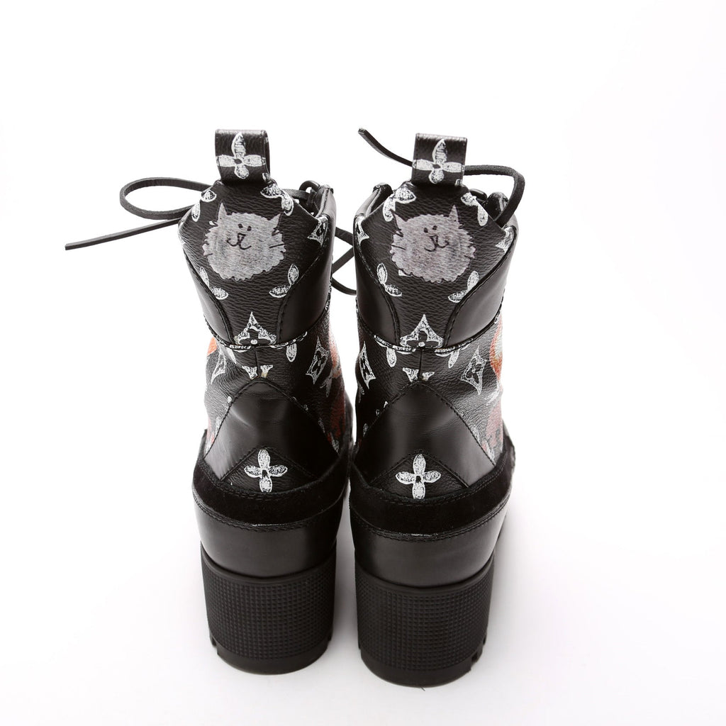 Laureate Desert Ankle Catogram Boots Size 38