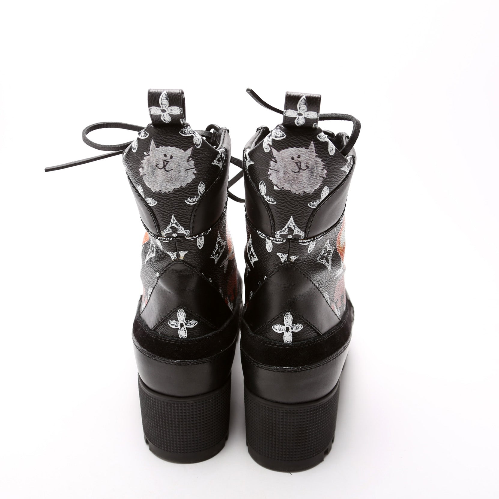 Laureate Desert Ankle Catogram Boots Size 38