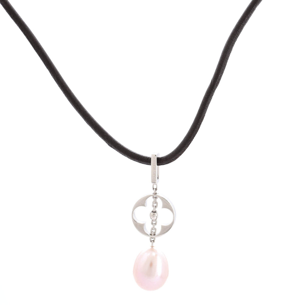 Cut Out Flower Pendant Necklace 18K White Gold with Cord