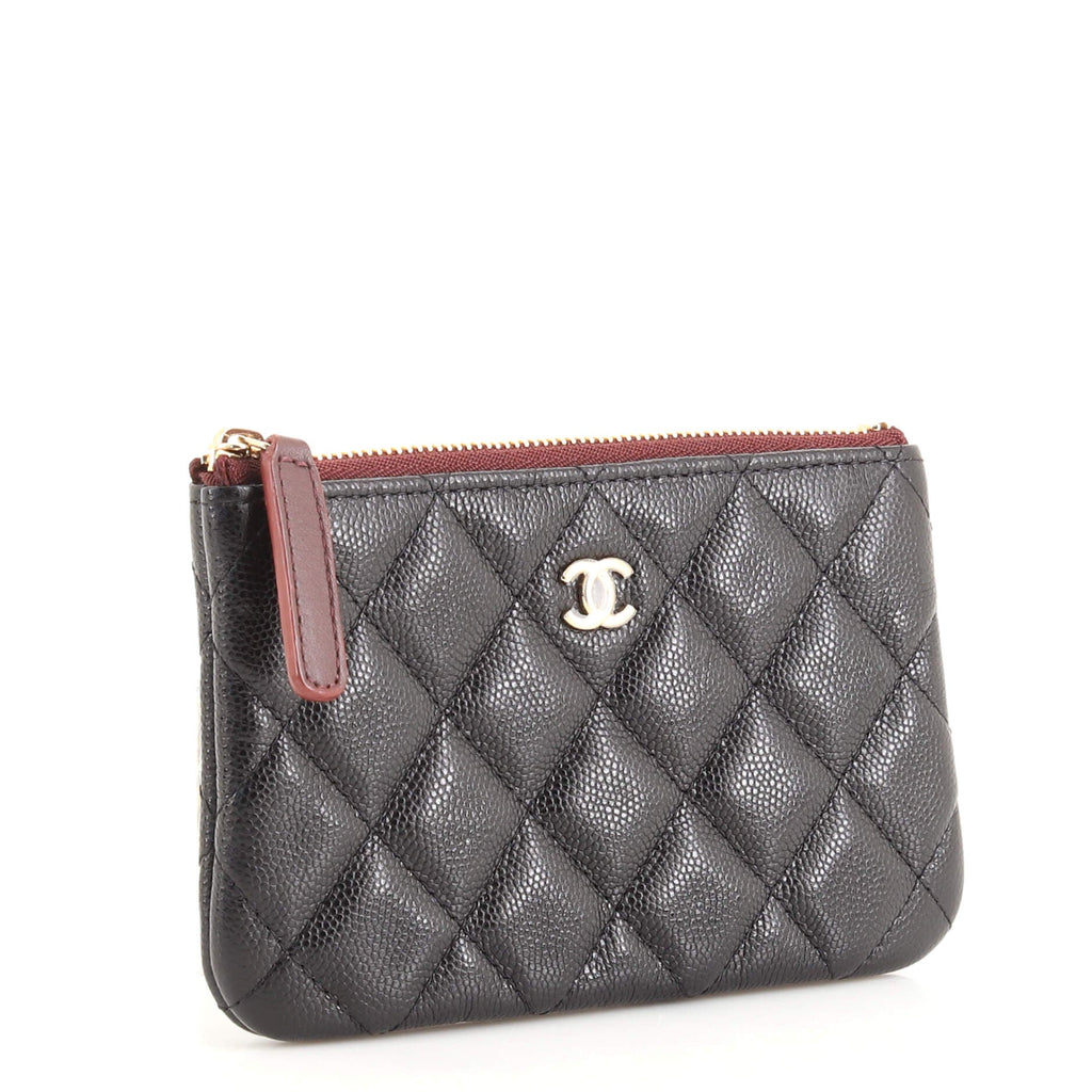 Classic O Case Pouch Quilted Caviar Mini