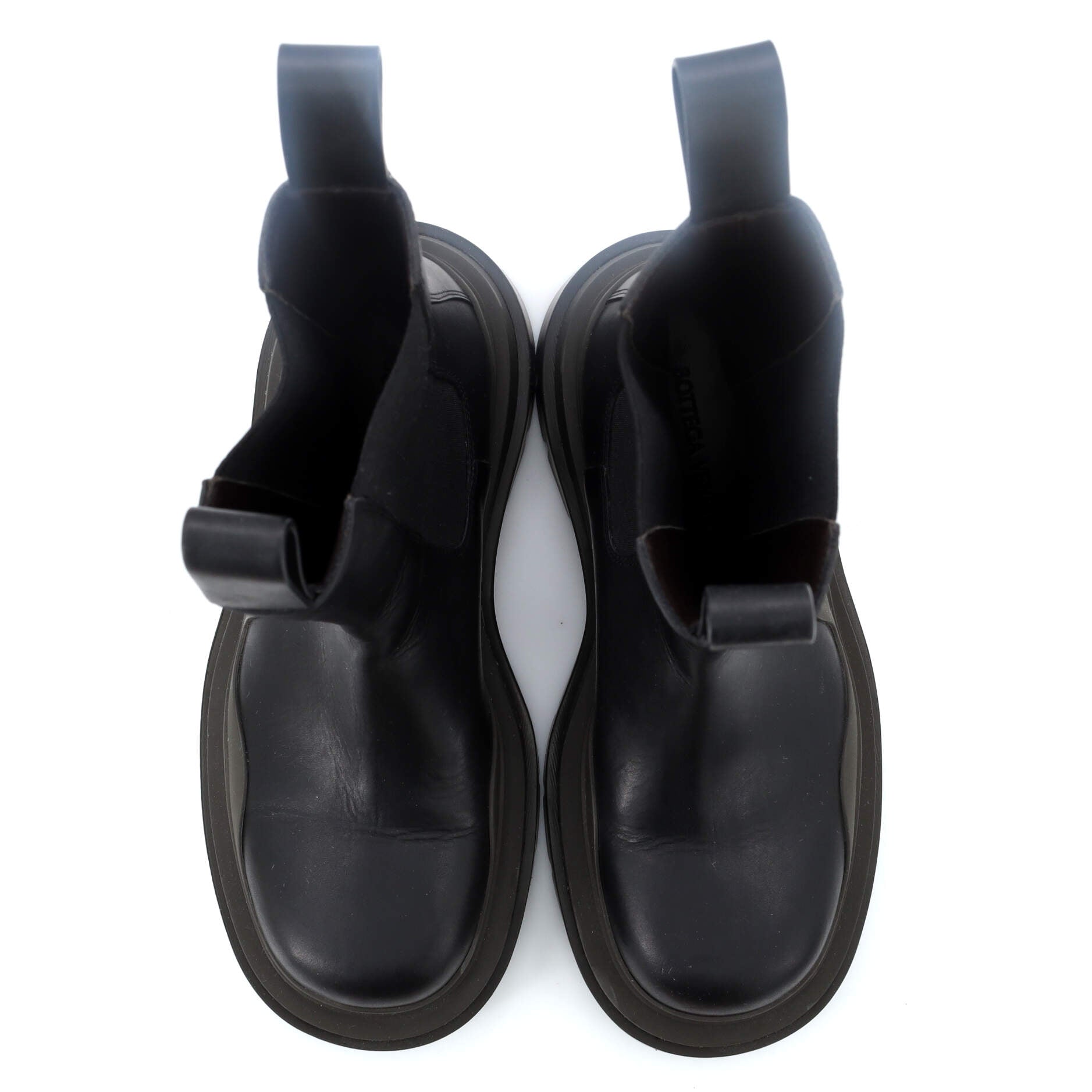 Women's The Tire Chelsea Boots Leather and Rubber