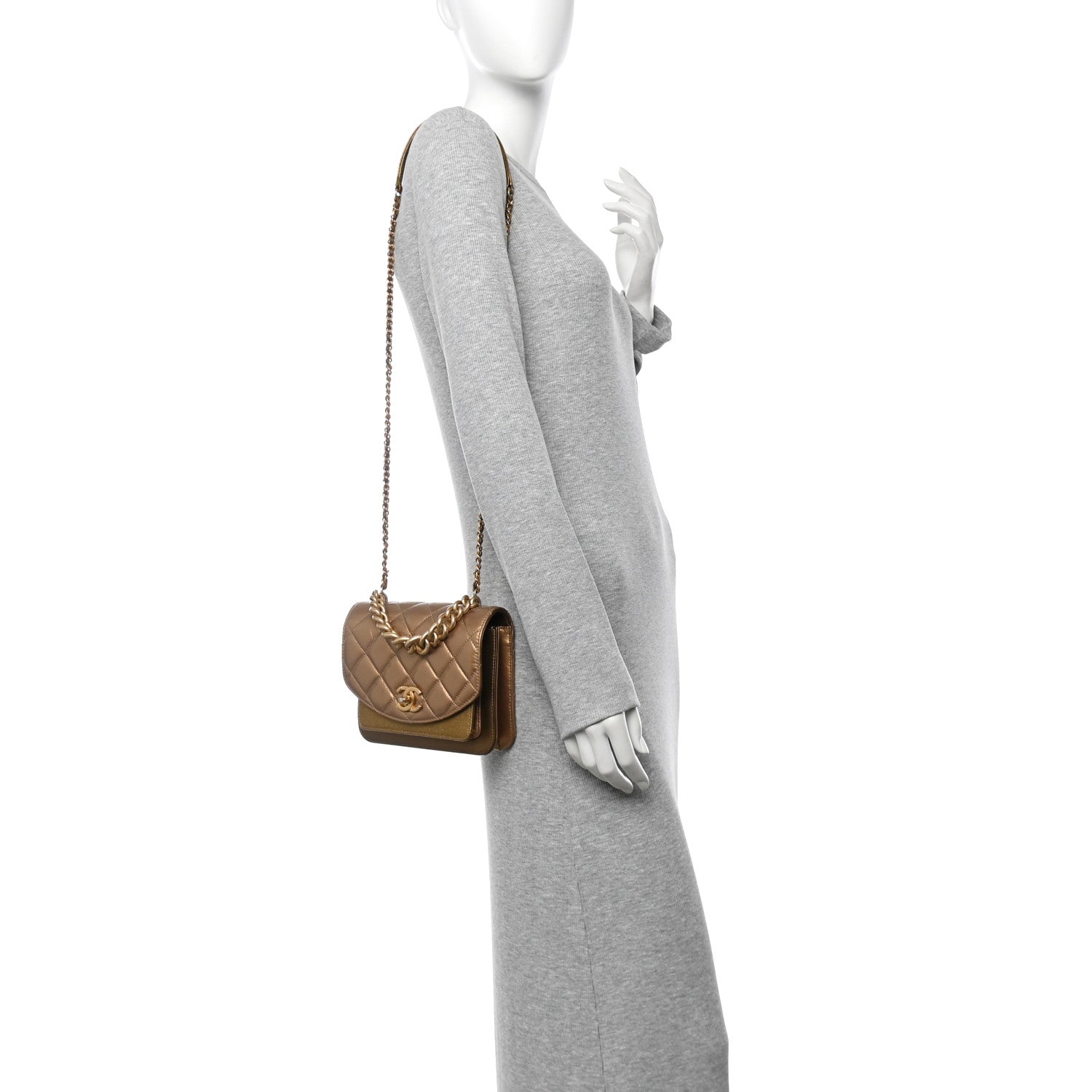 Metallic Calfskin Caviar Quilted Mini Chain Handle Flap Gold