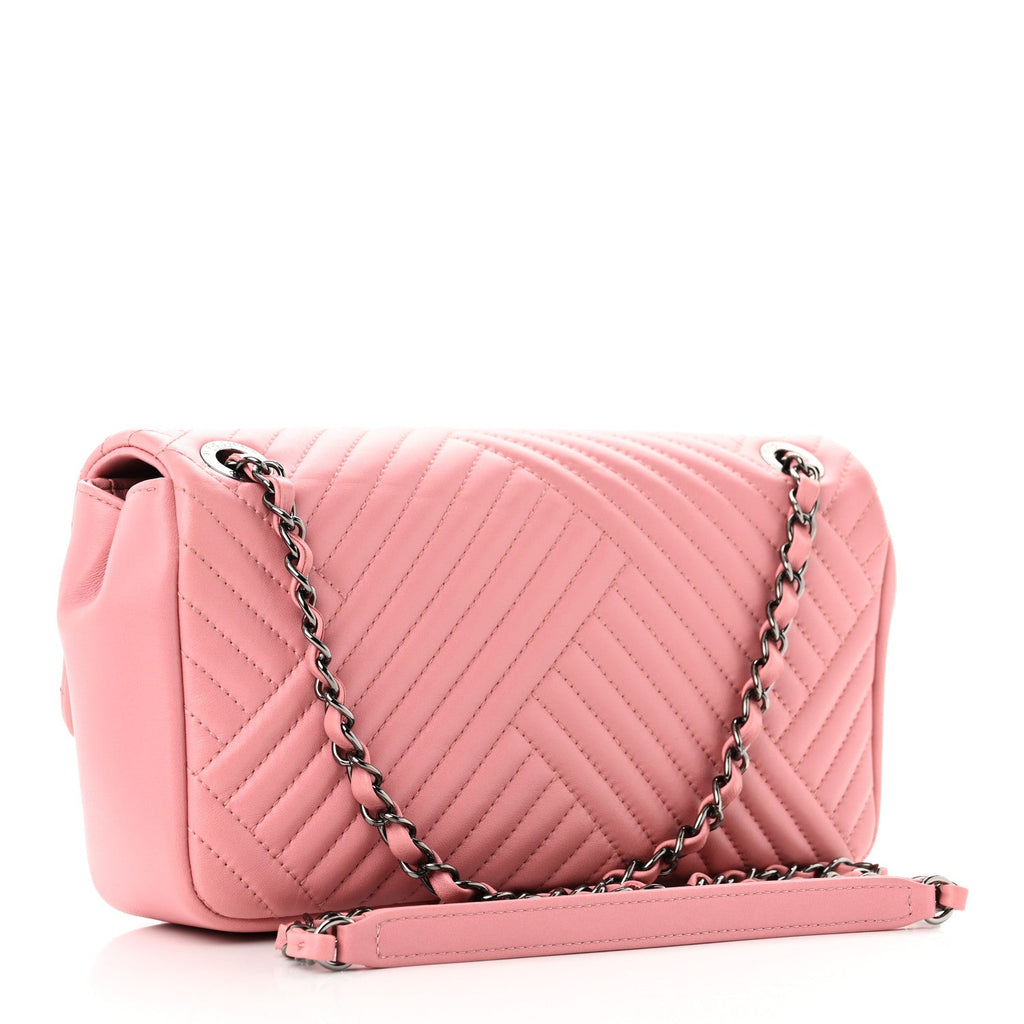 Lambskin Quilted Medium CC Crossing Flap Pink