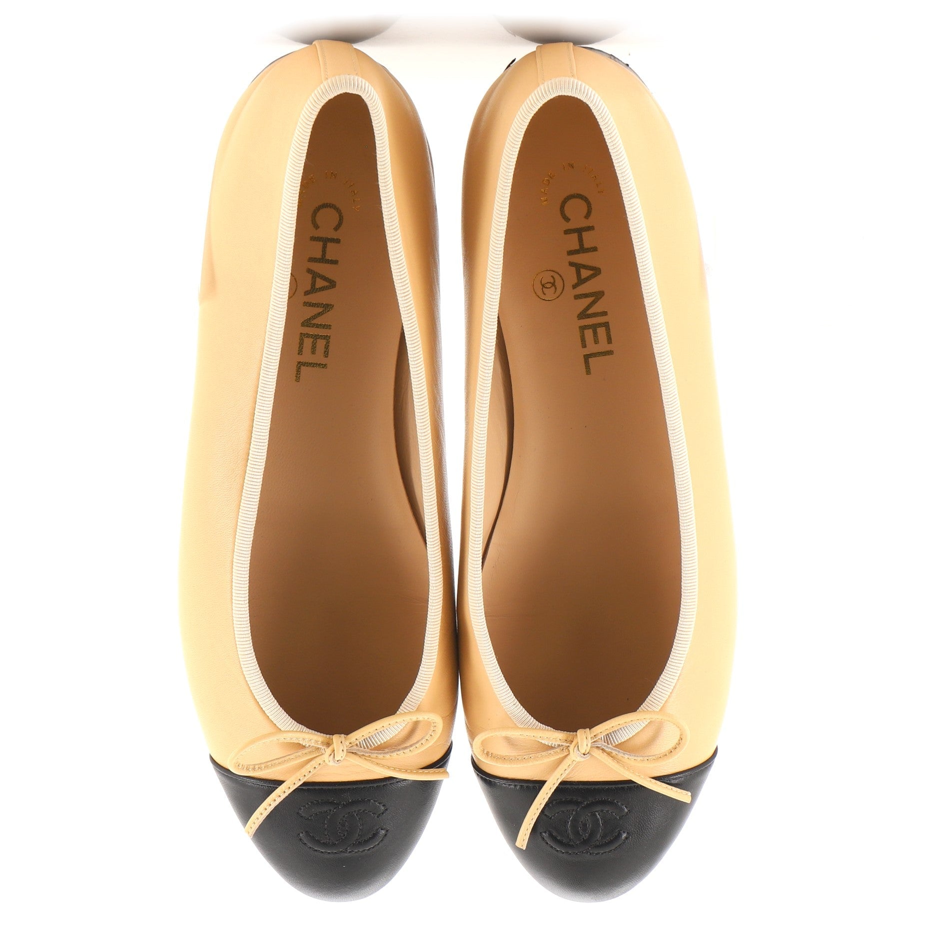 Women's CC Cap Toe Bow Ballerina Flats Leather