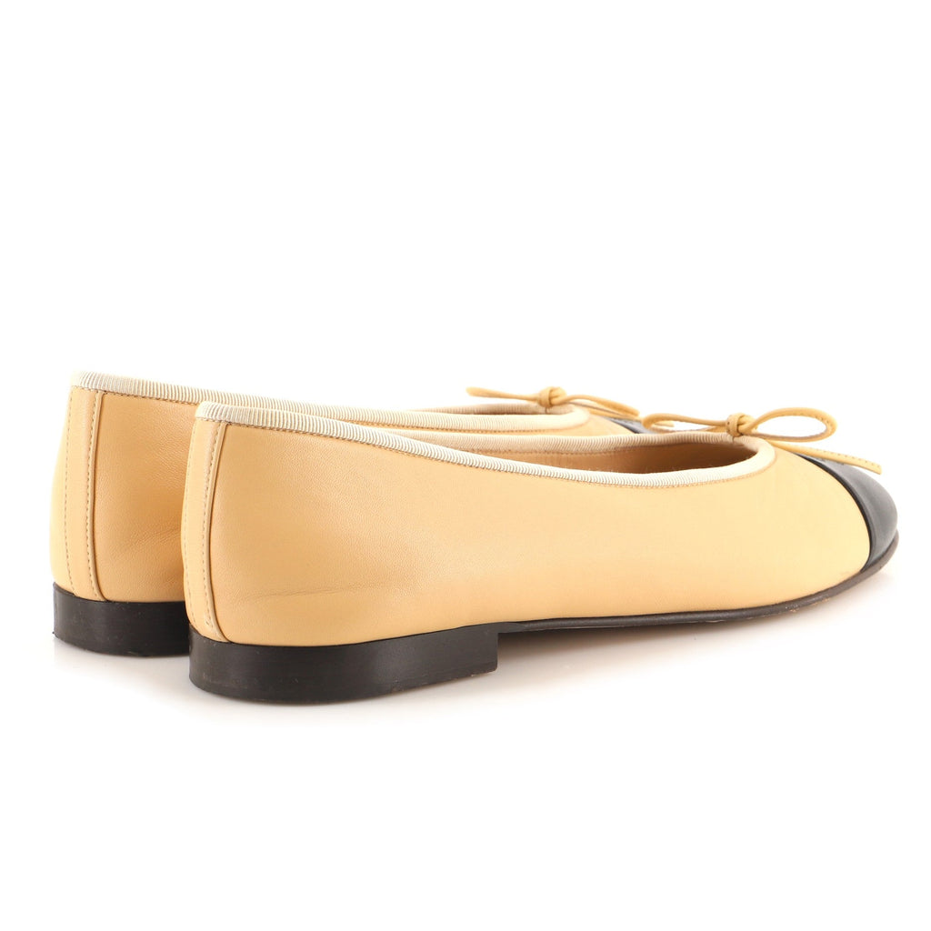 Women's CC Cap Toe Bow Ballerina Flats Leather