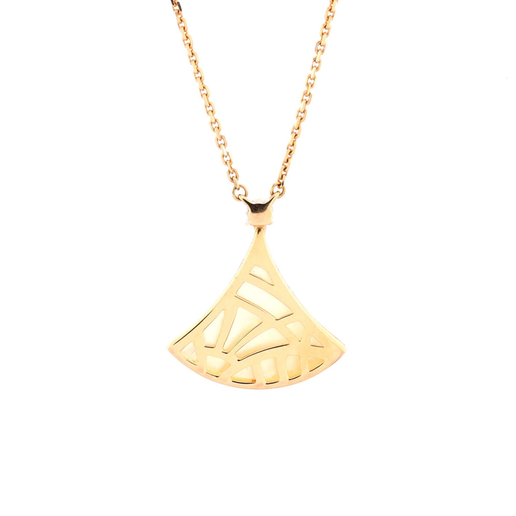 Diva's Dream Pendant Necklace 18K Rose Gold with Mother of Pearl and Diamond Large