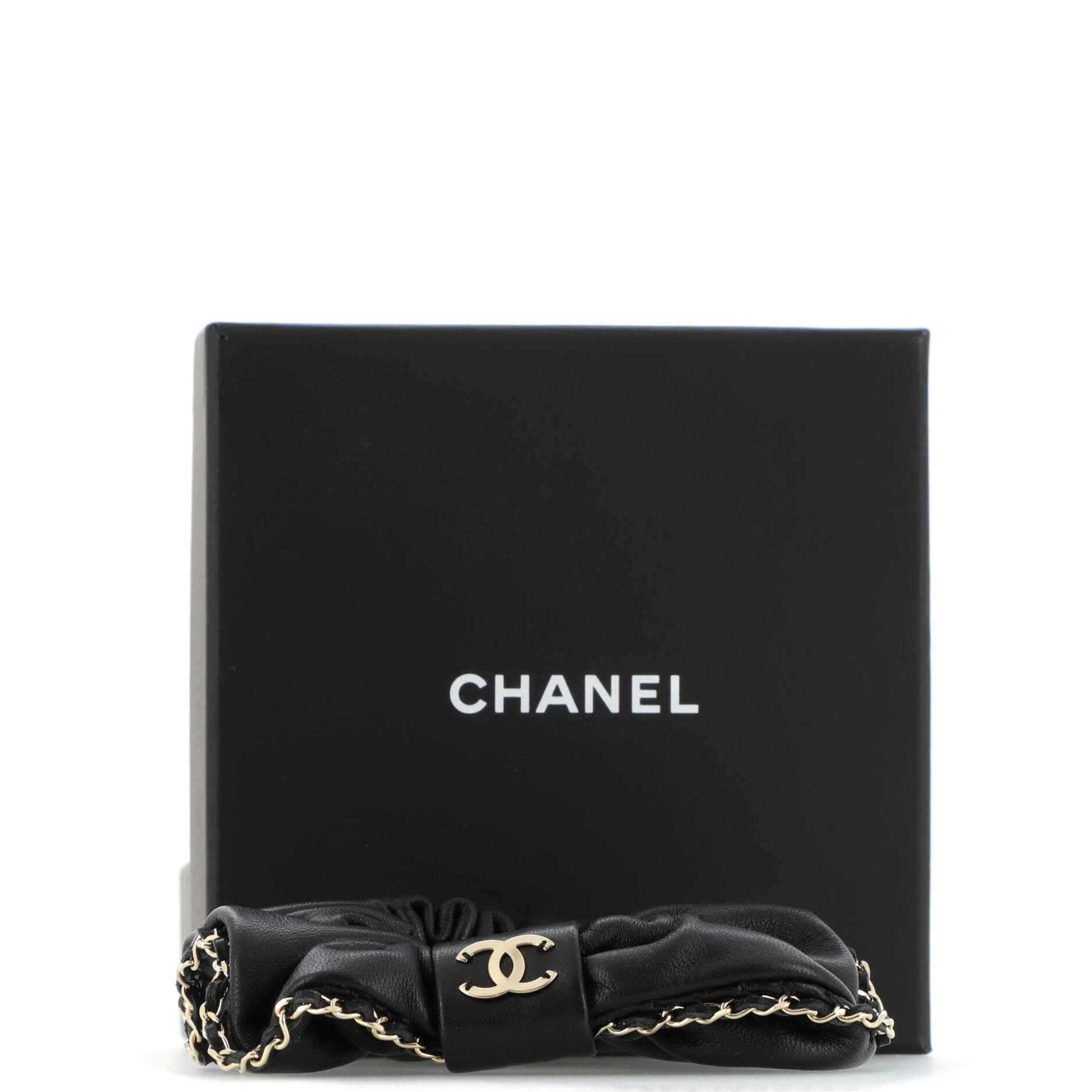CC Chain Around Scrunchie Lambskin