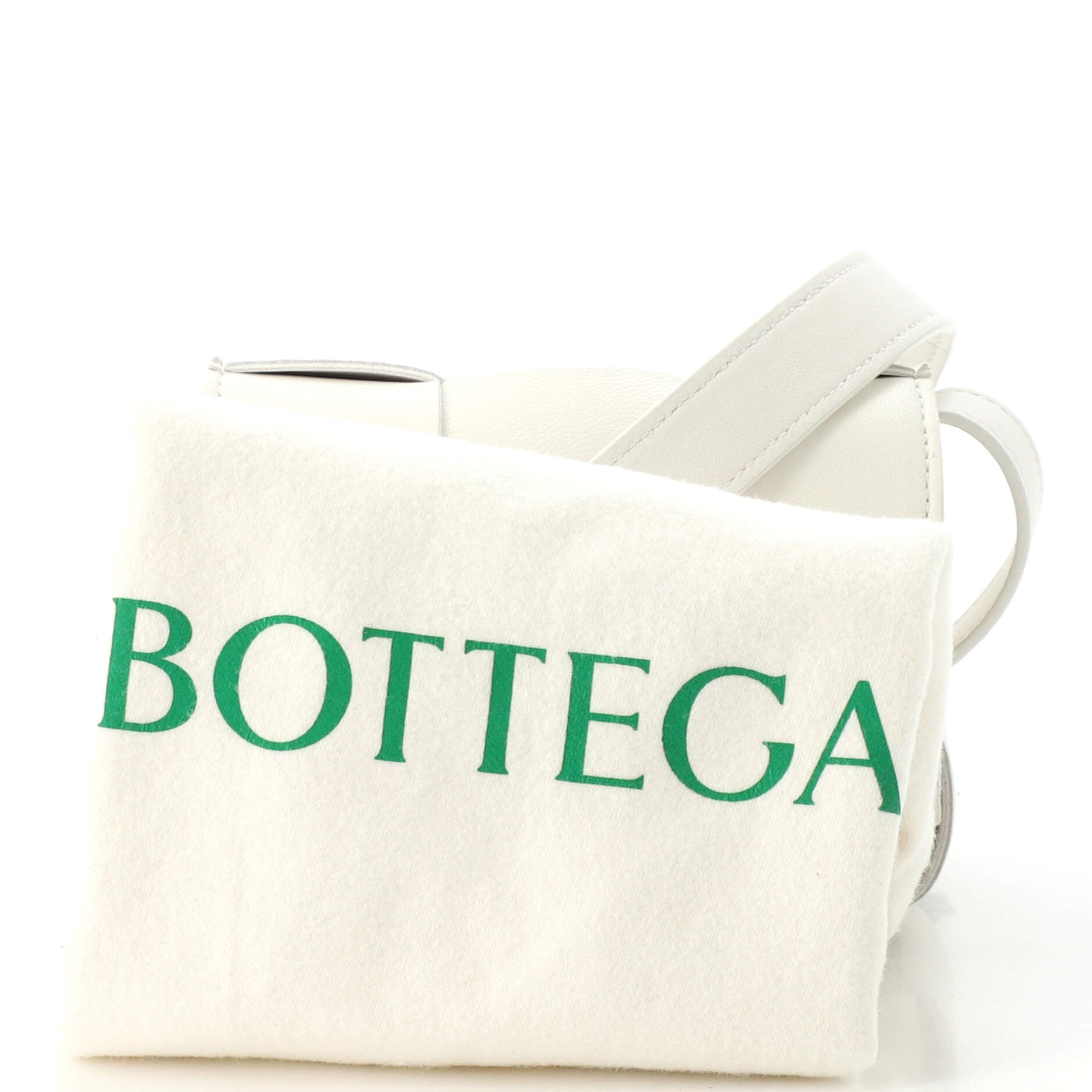 Cassette Crossbody Bag Maxi Intrecciato Leather Extra Mini