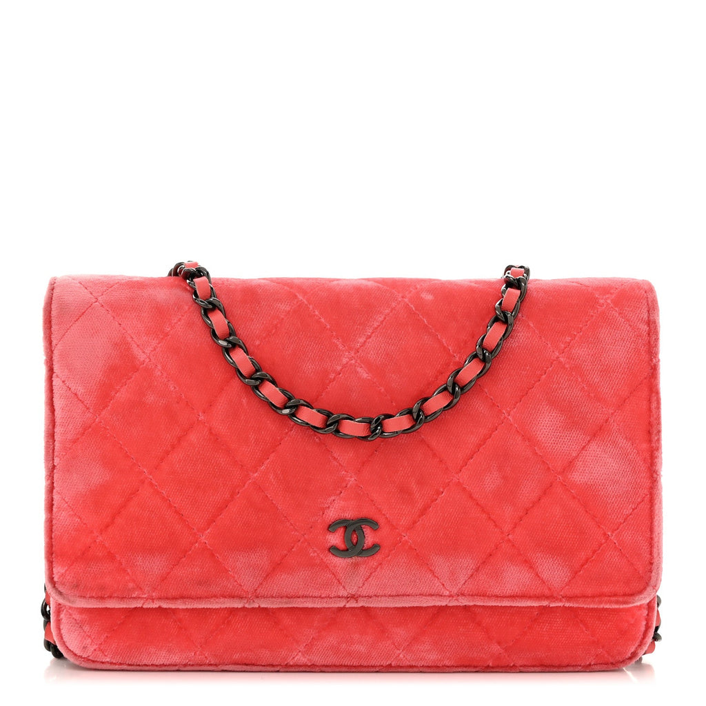 Velvet Quilted Wallet On Chain WOC Coral