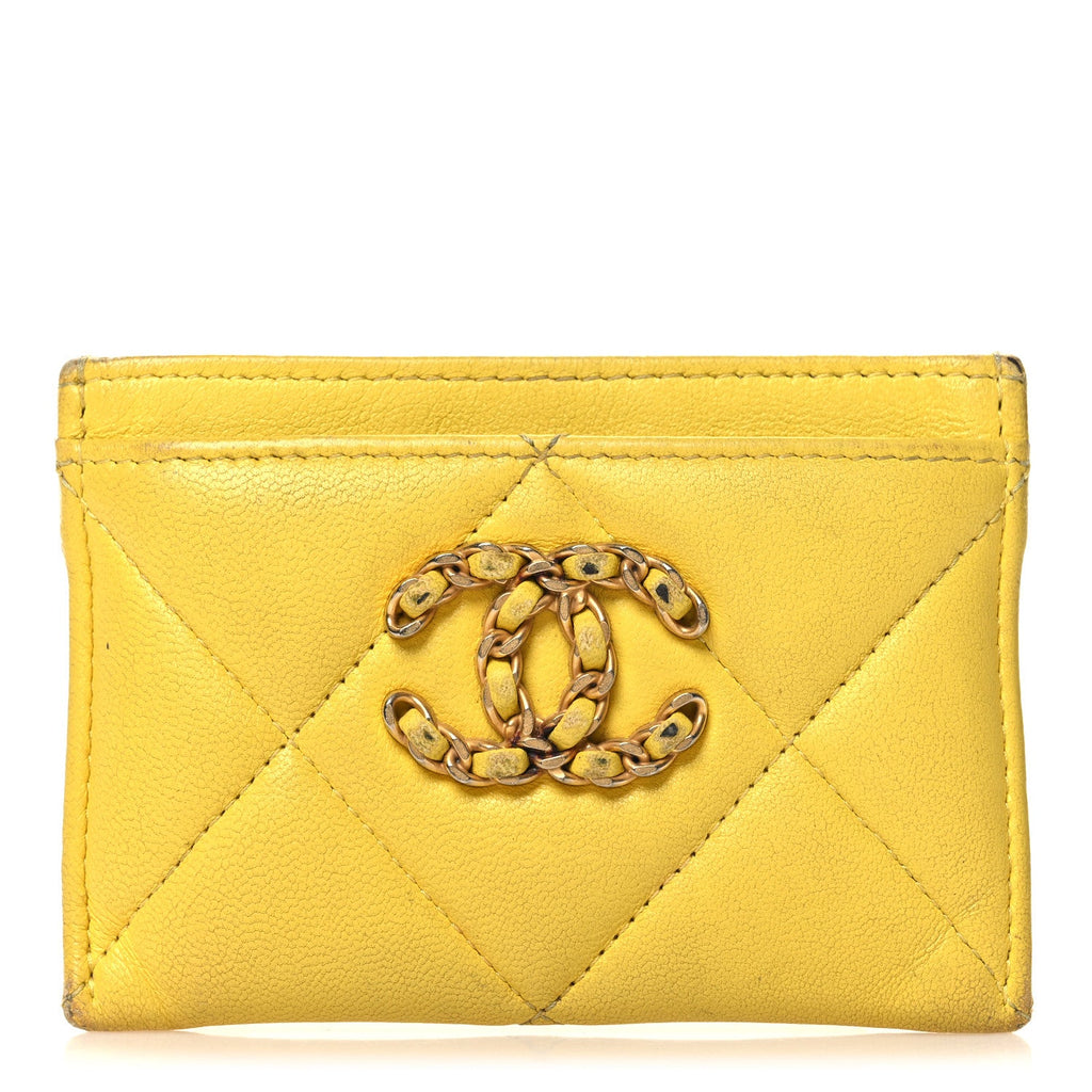 Lambskin Quilted Chanel 19  Holder Yellow