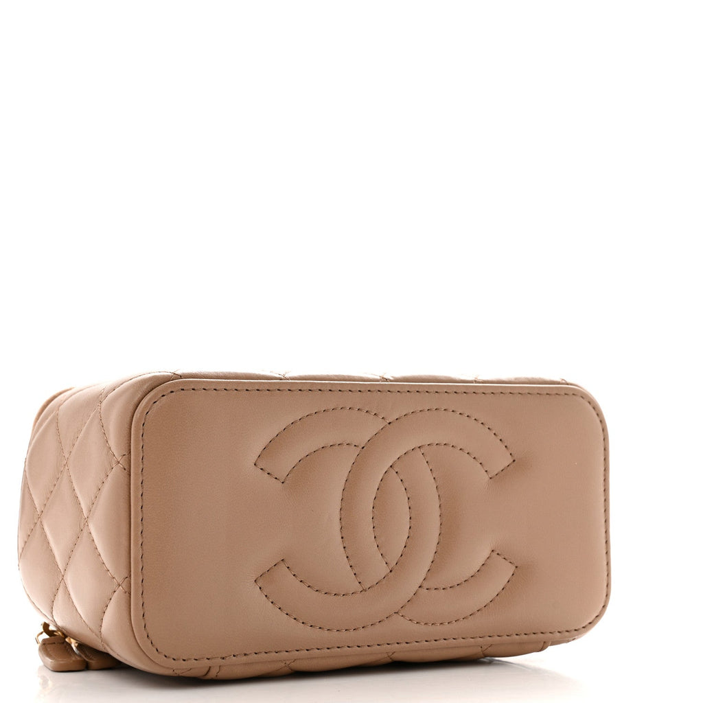 Lambskin Quilted Small Pillow Crush Vanity Case With Chain Beige