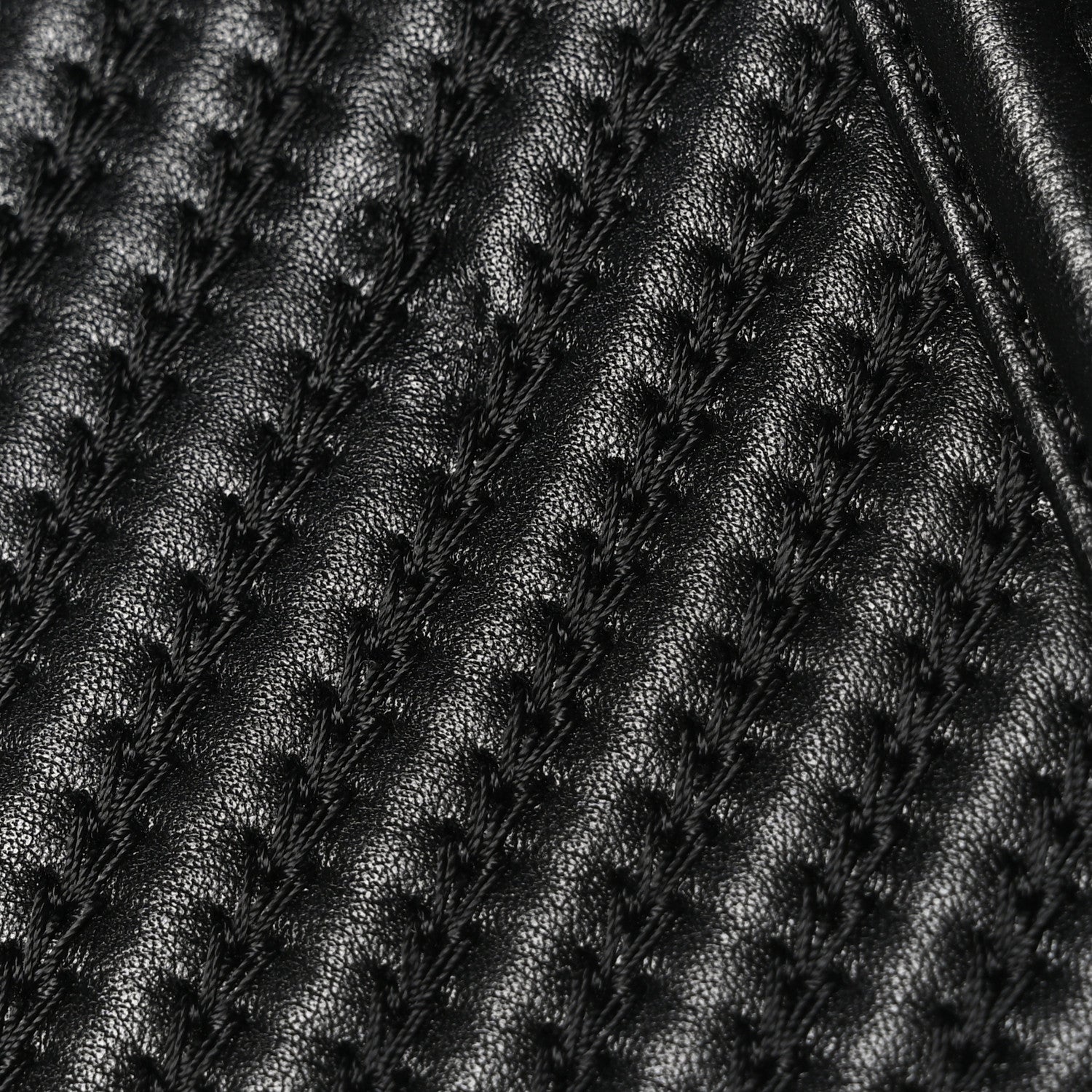 Calfskin Chevron Quilted New Medium Braided Boy Flap Black