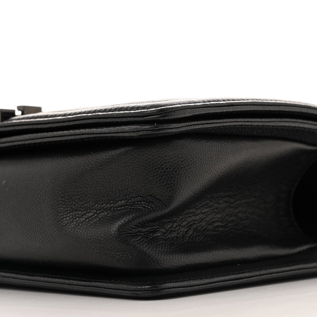 Caviar Quilted Medium Boy Flap So Black
