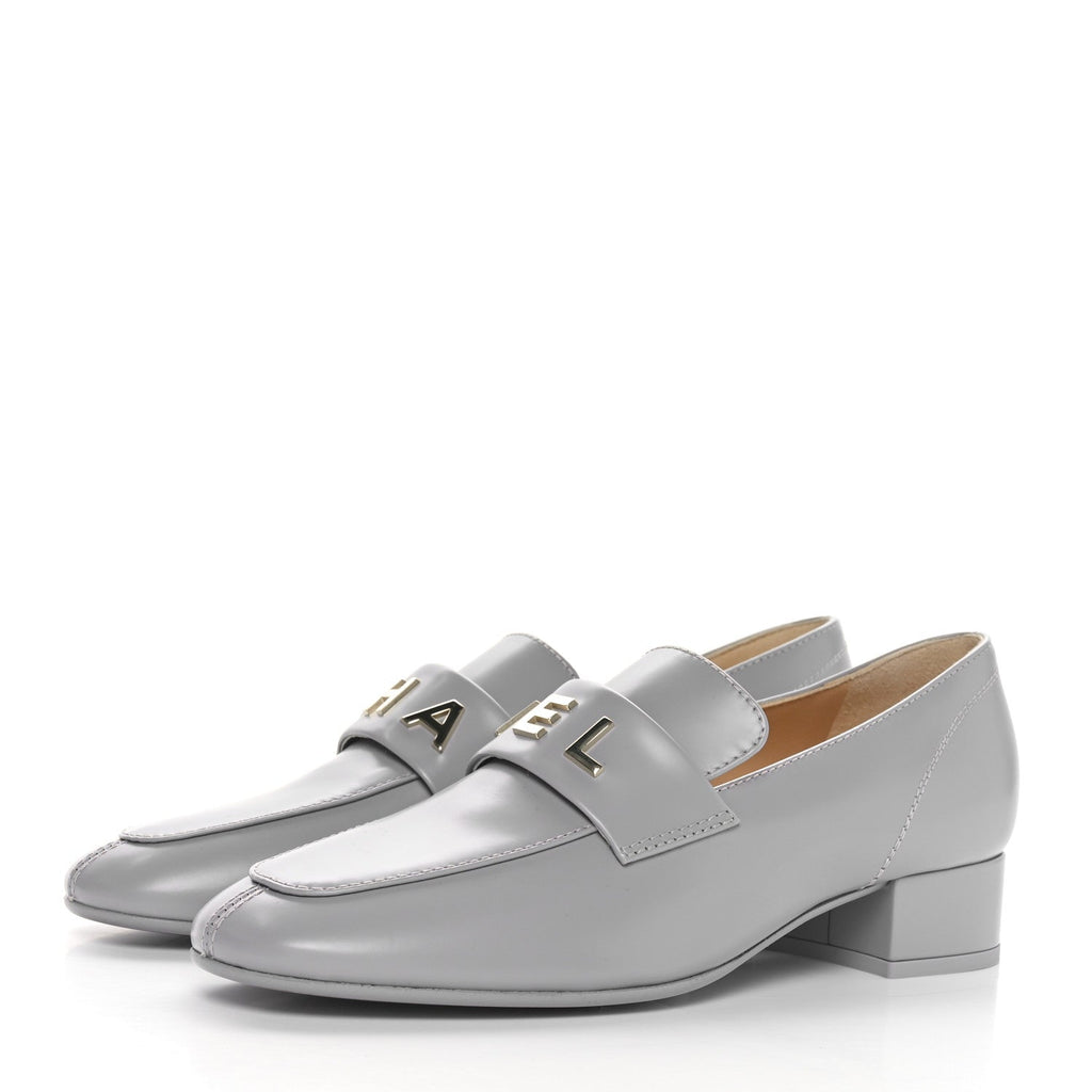 Shiny Calfskin Logo Loafers 36.5 Light Grey