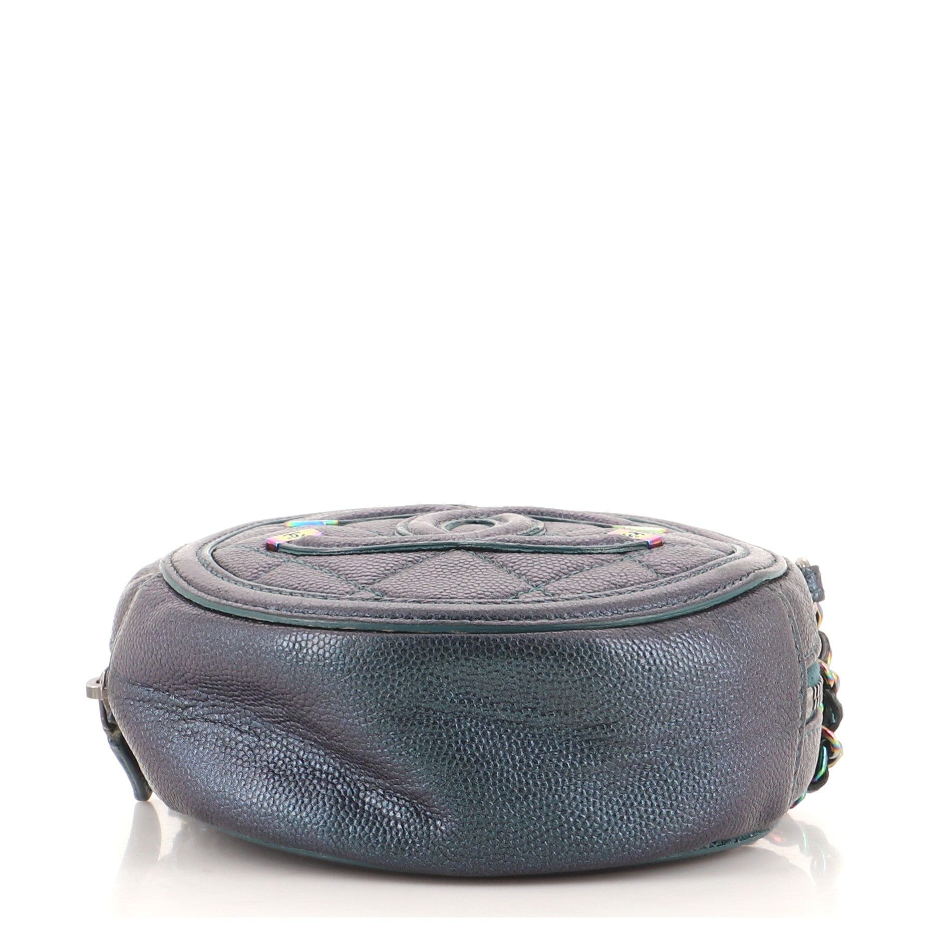 Filigree Round Clutch with Chain Quilted Iridescent Caviar Mini