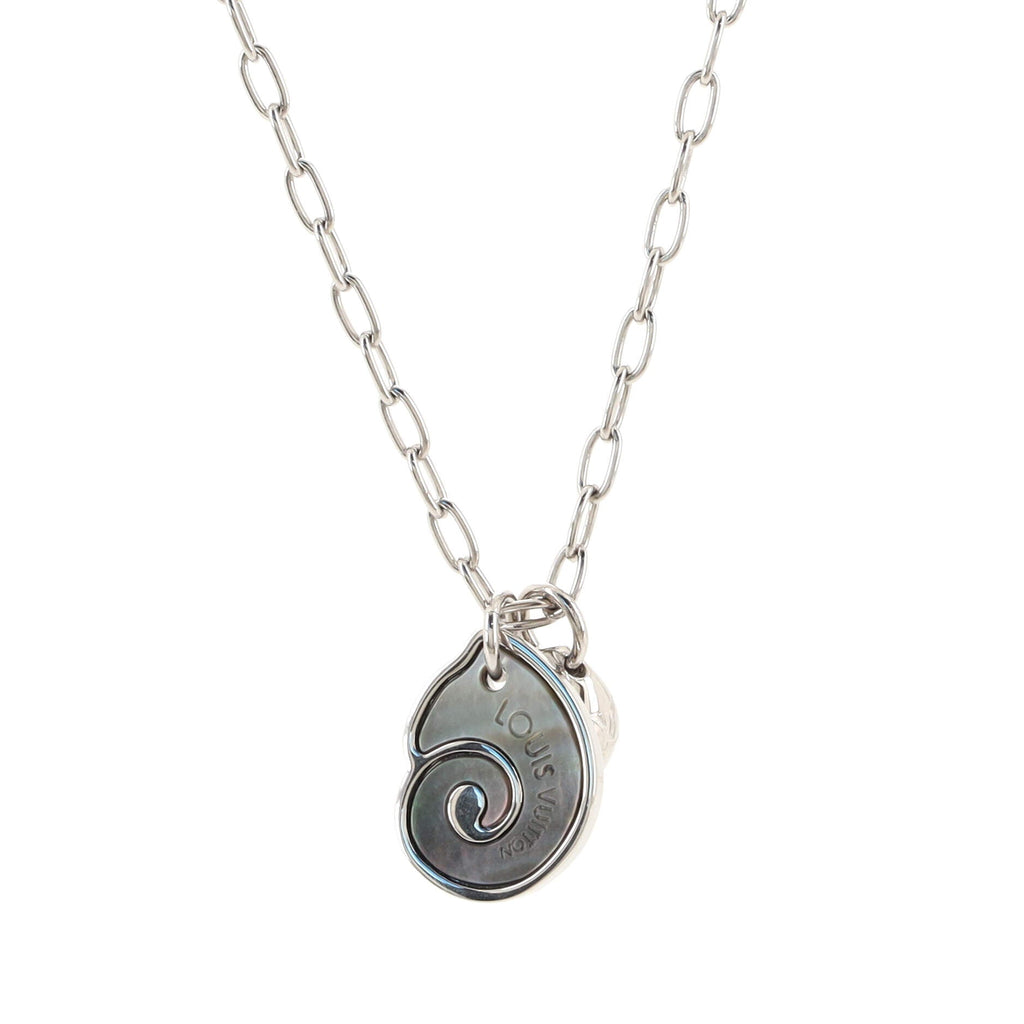 Sand Charms Pendant Necklace Shell and Metal