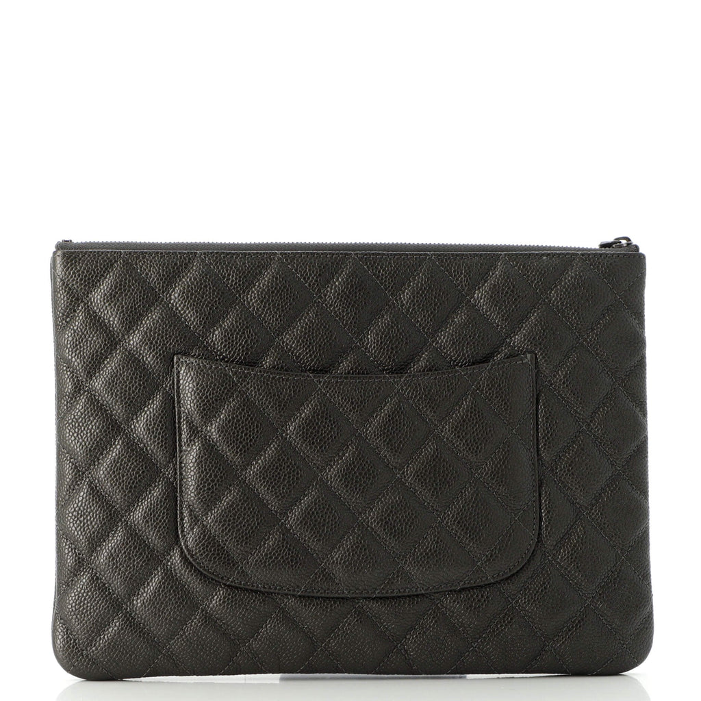 O Case Clutch Quilted Caviar Medium