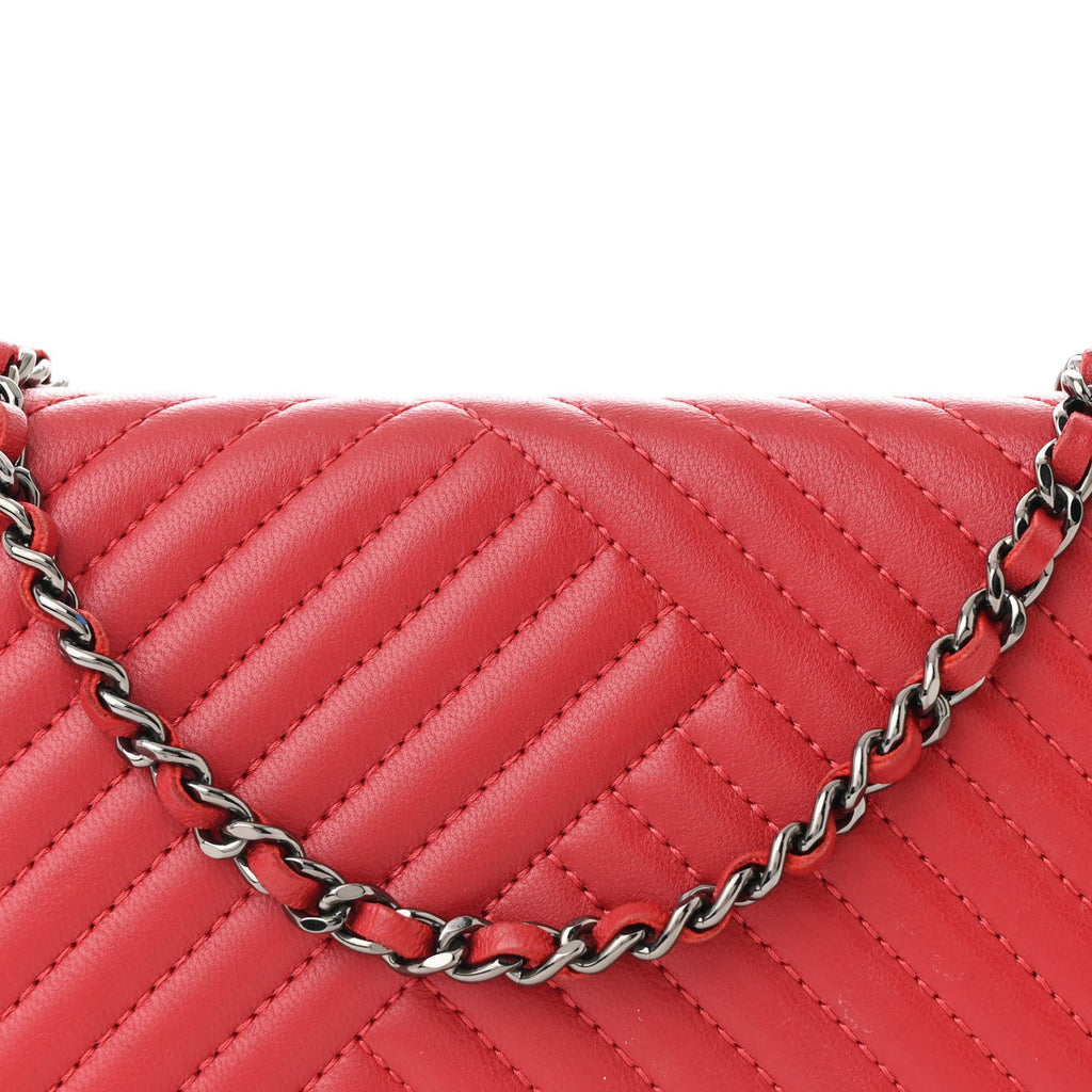 Lambskin Quilted CC Crossing Wallet On Chain WOC Red