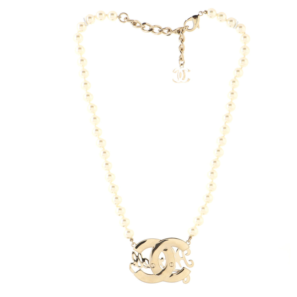 Pharrell CC Necklace Faux Pearls with Crystal Embellished Metal