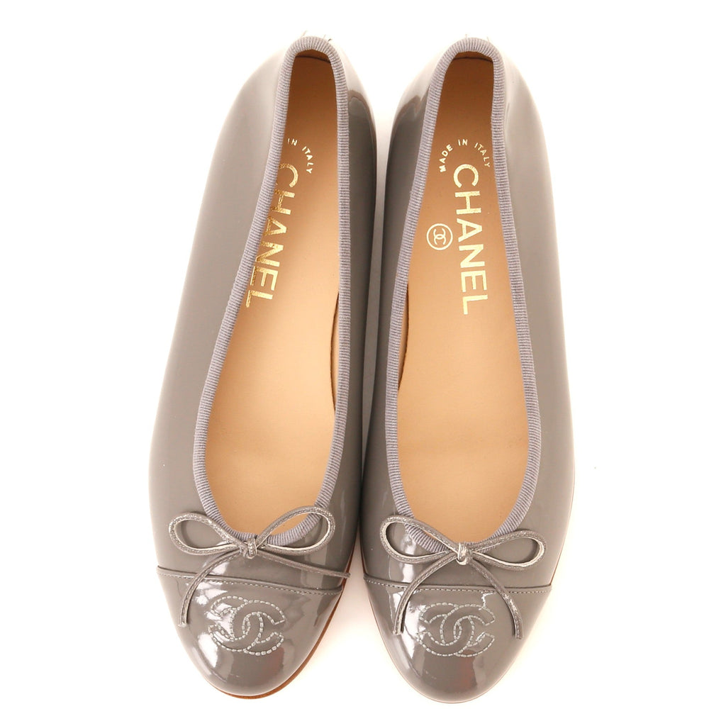 Women's CC Cap Toe Bow Ballerina Flats Patent