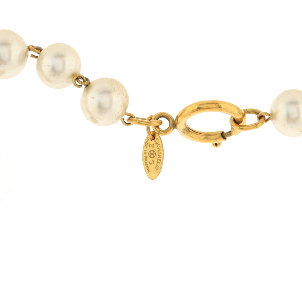 Vintage Long Necklace Metal with Faux Pearls