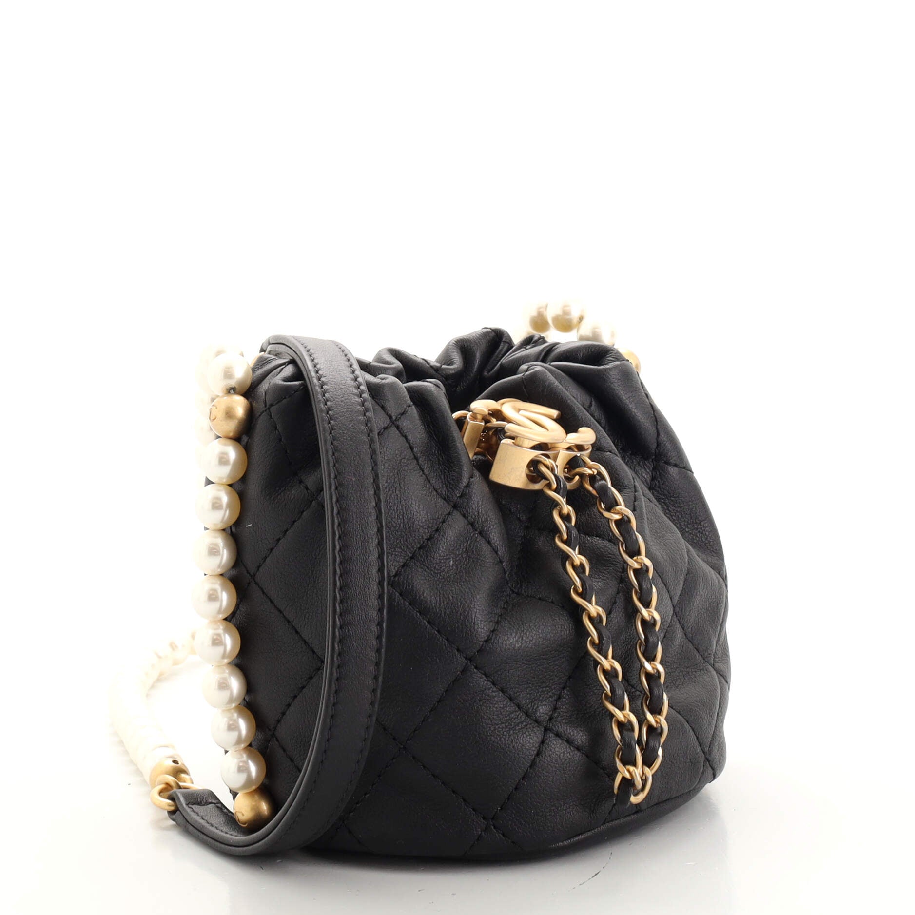 About Pearls Bucket Bag Quilted Calfskin Mini