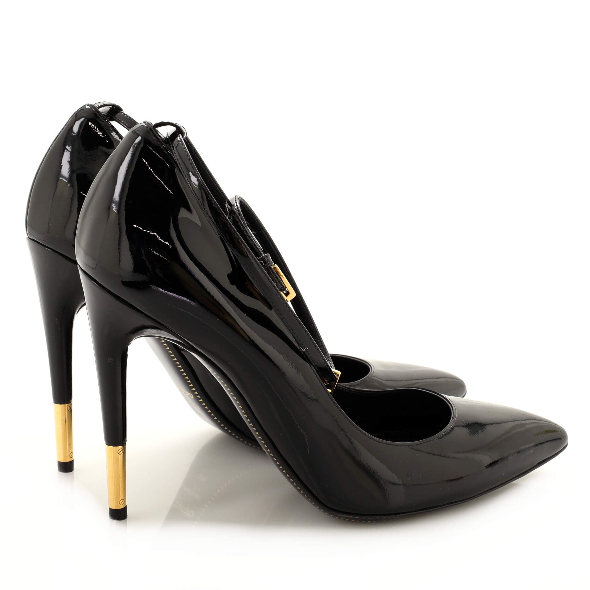 Women's Padlock Pumps Patent