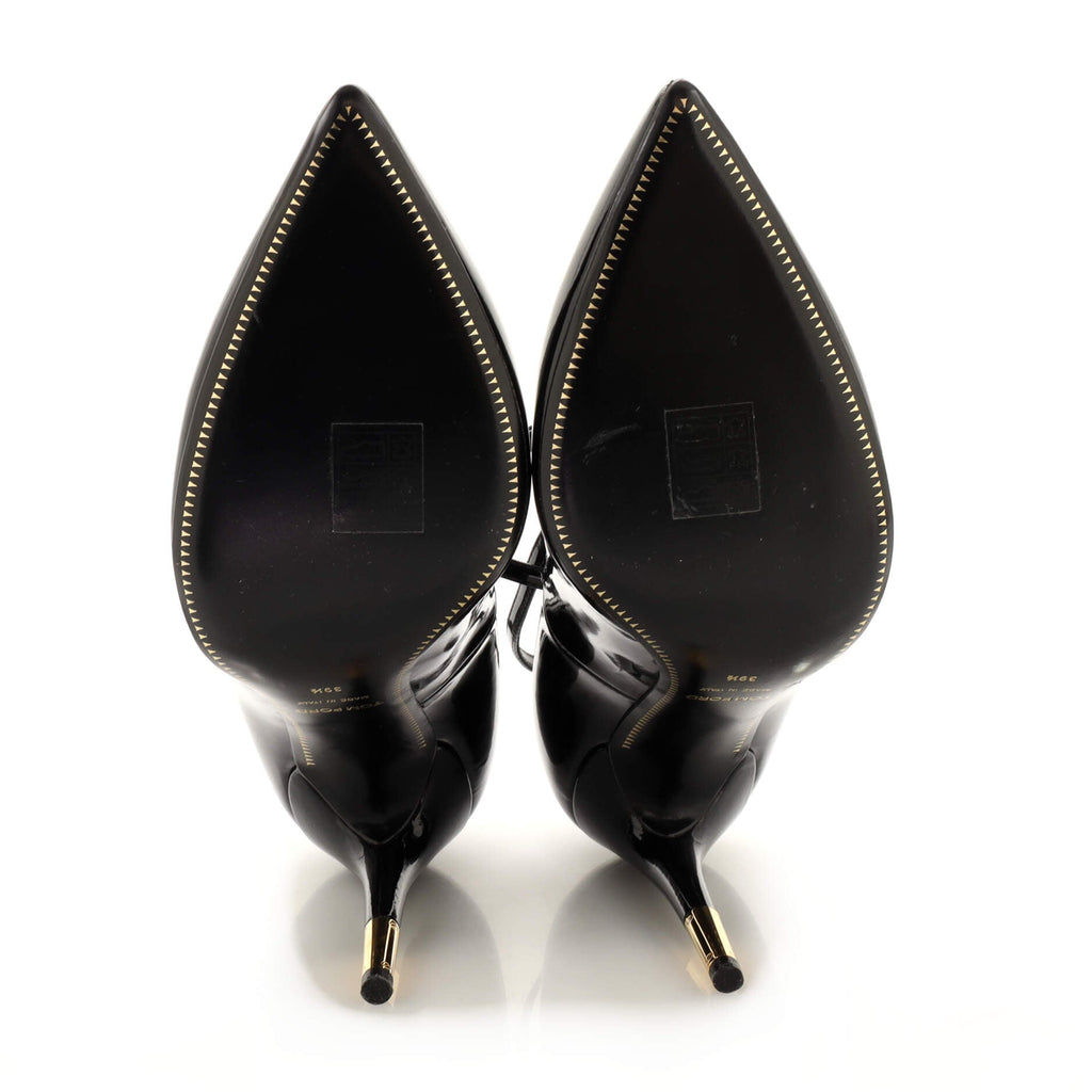 Women's Padlock Pumps Patent