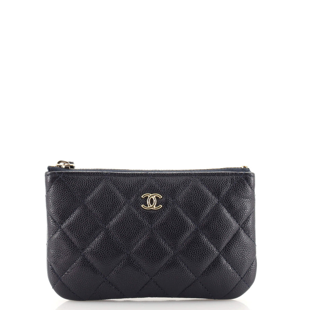 Classic O Case Pouch Quilted Caviar Mini