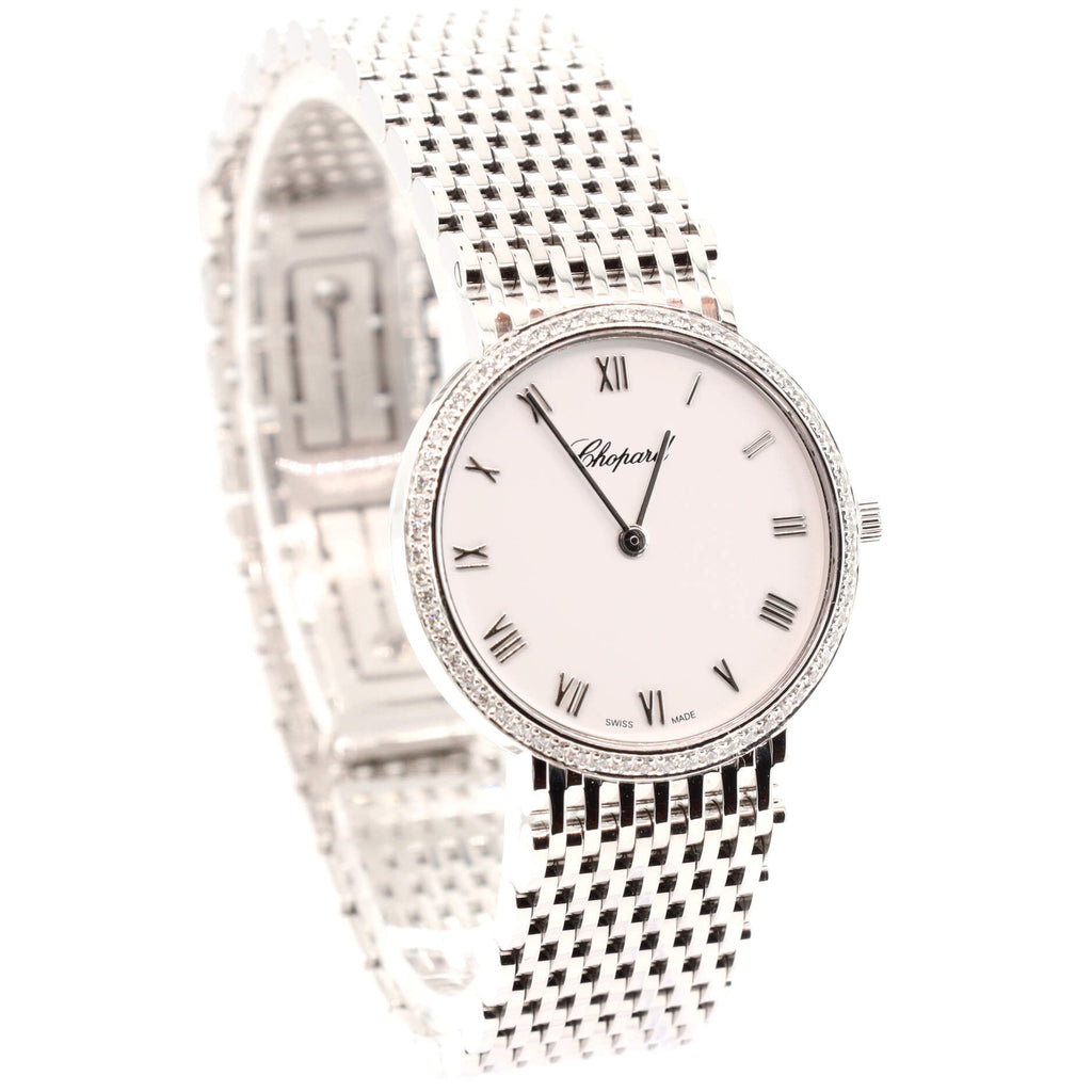 Classic Round Manual Watch White Gold with Diamond Bezel 26