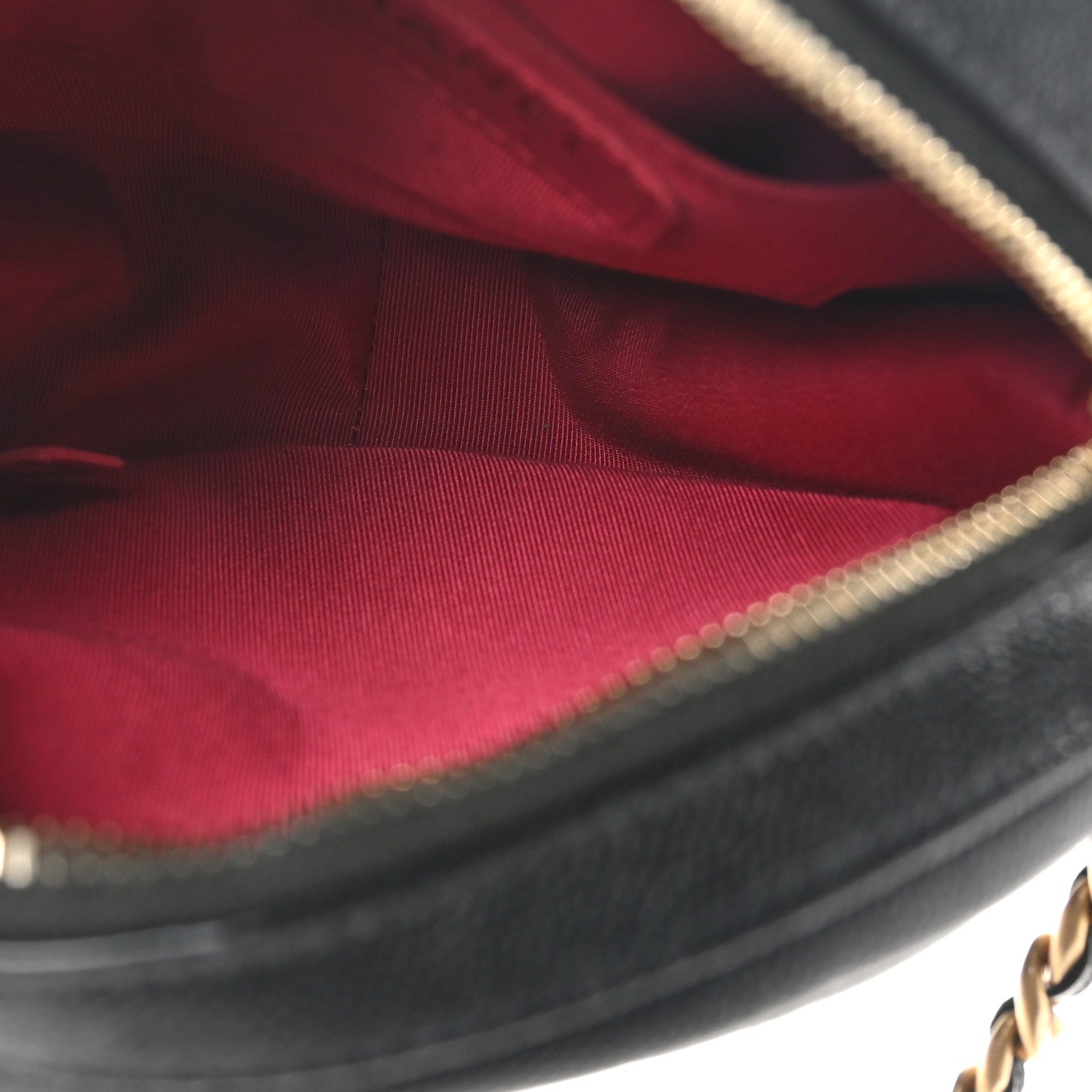 Caviar Quilted Small Round Bag With Chain Black