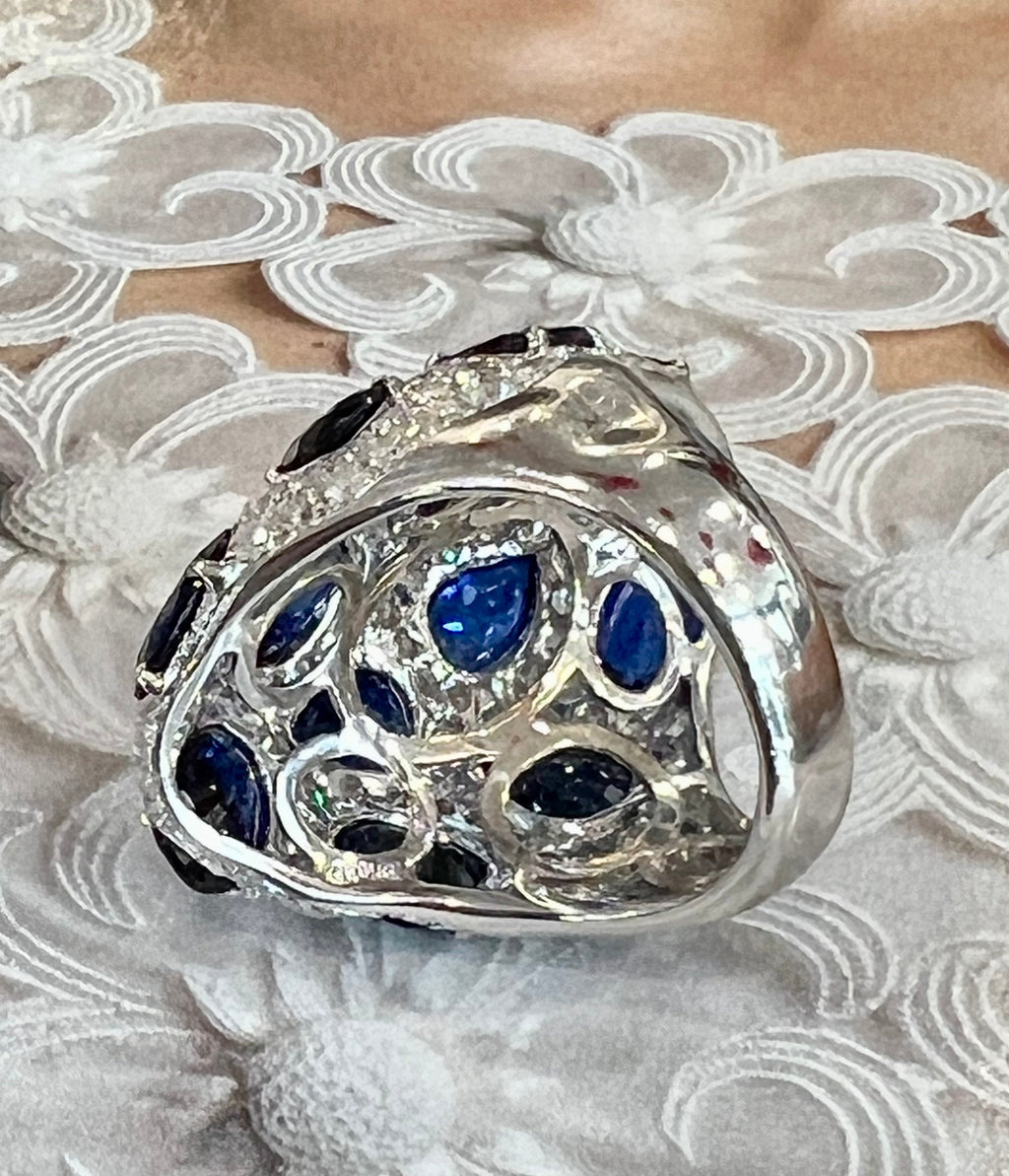 18K WHITE GOLD SAPPHIRE & DIAMONDS STATEMENT RING