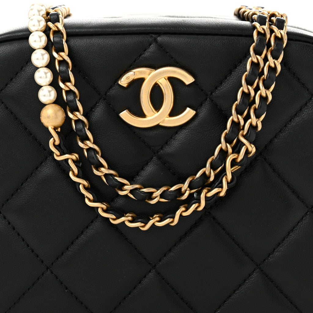 Lambskin Quilted Pearl Chain Camera Case Black