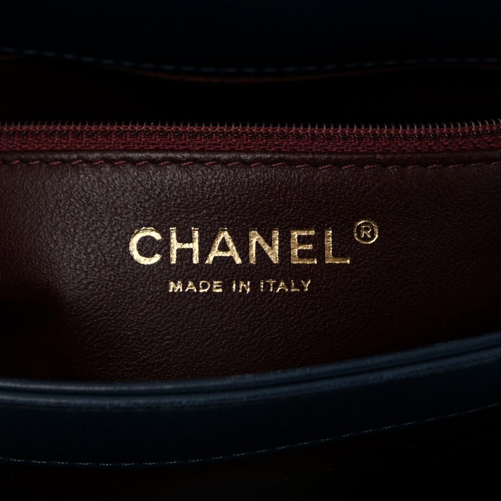 Lambskin Quilted Medium Trendy CC Flap Navy Blue