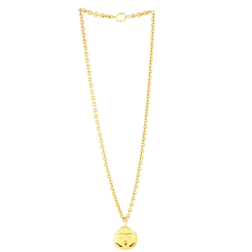 Vintage CC Quilted Teardrop Pendant Necklace Metal