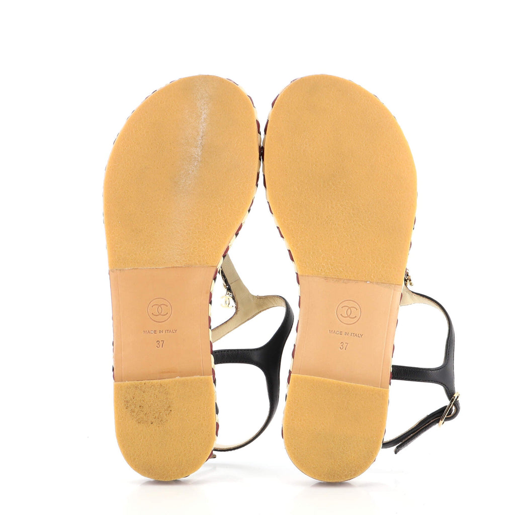 Women's CC Chain Thong Sandals Leather